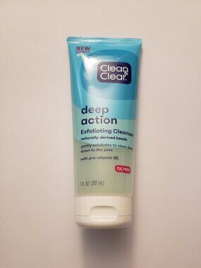 Clean & Clear Deep Action Exfoliating Scrub New Oil Free Paraben Free Skincare